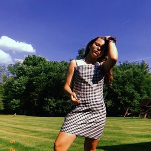 Meet your Posher, Brooke